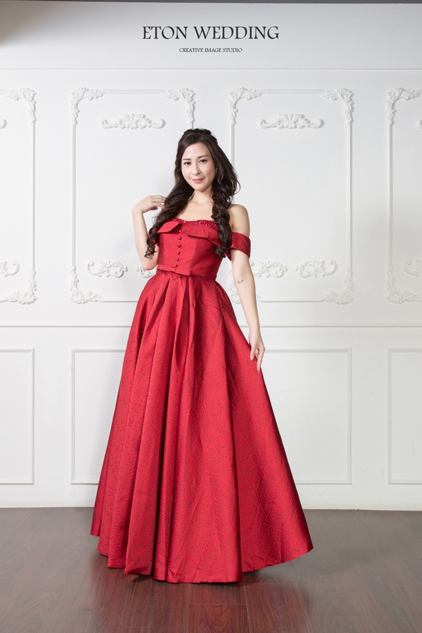 新竹晚禮服,新竹禮服婚紗,新竹禮服出租,新竹手工禮服